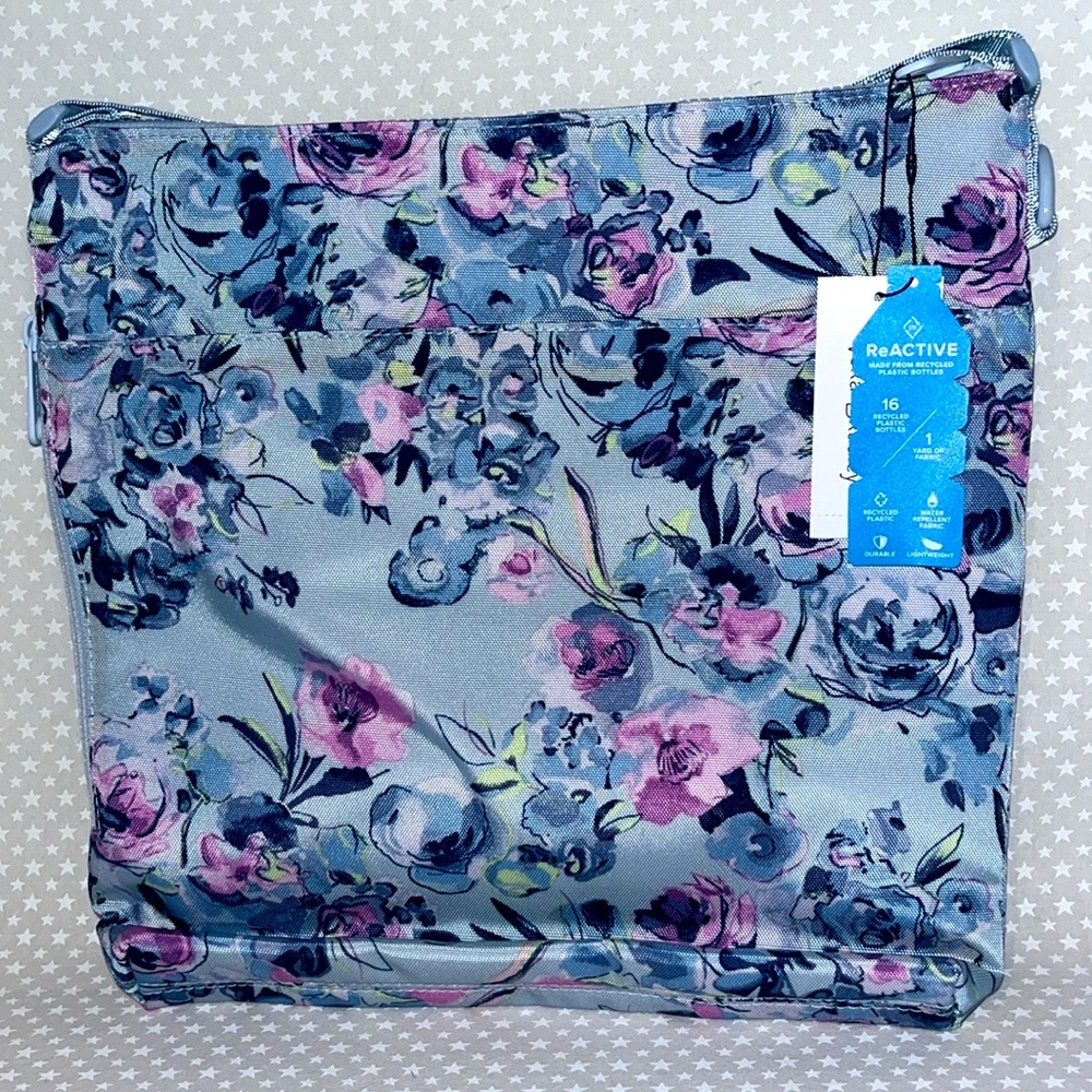 NWT- Vera Bradley- ReActive Hipster- Fresh Cut Bouquet